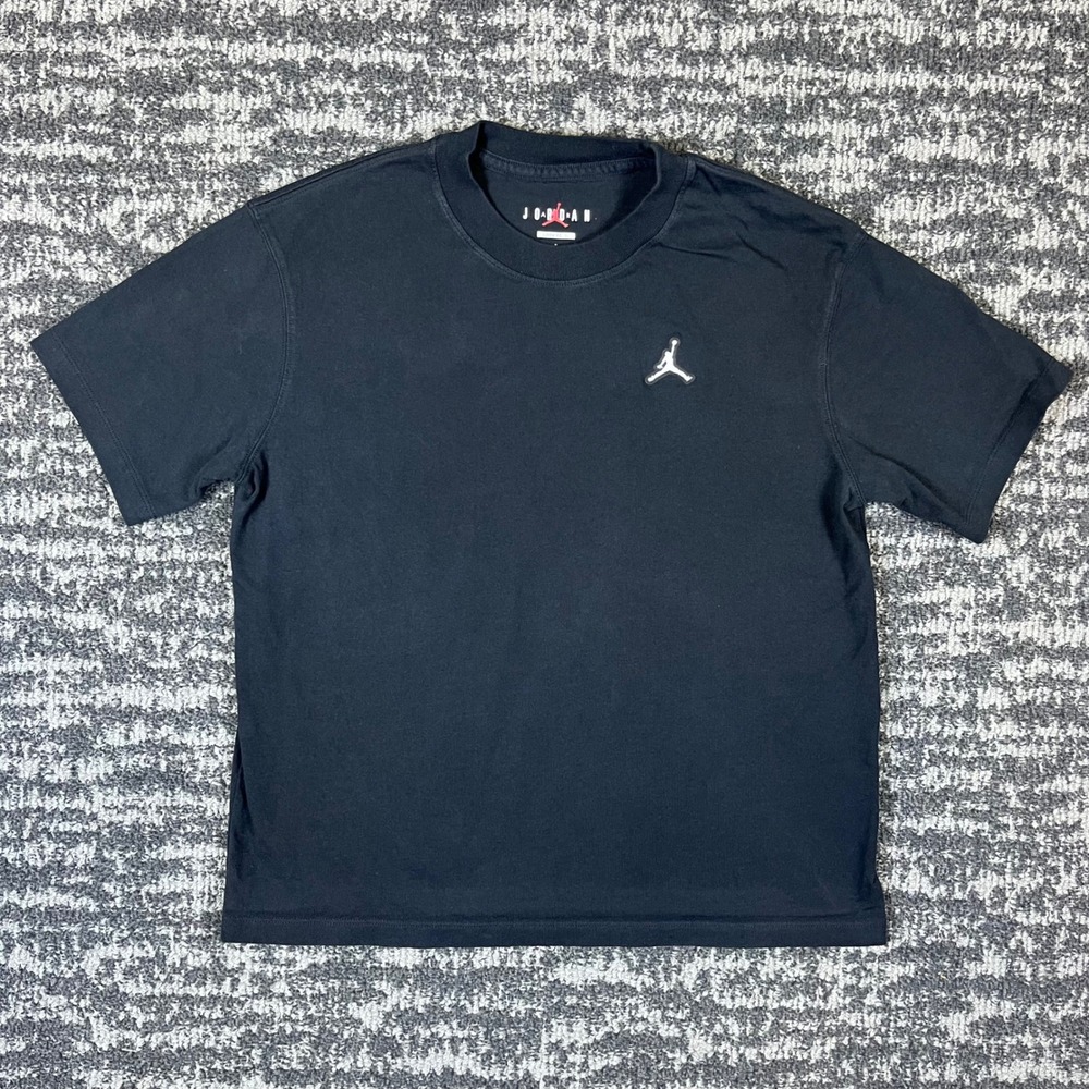 Jordan T-Shirt Mens Small Loose Fit Black Jumpman Logo Short Sleeve Tee